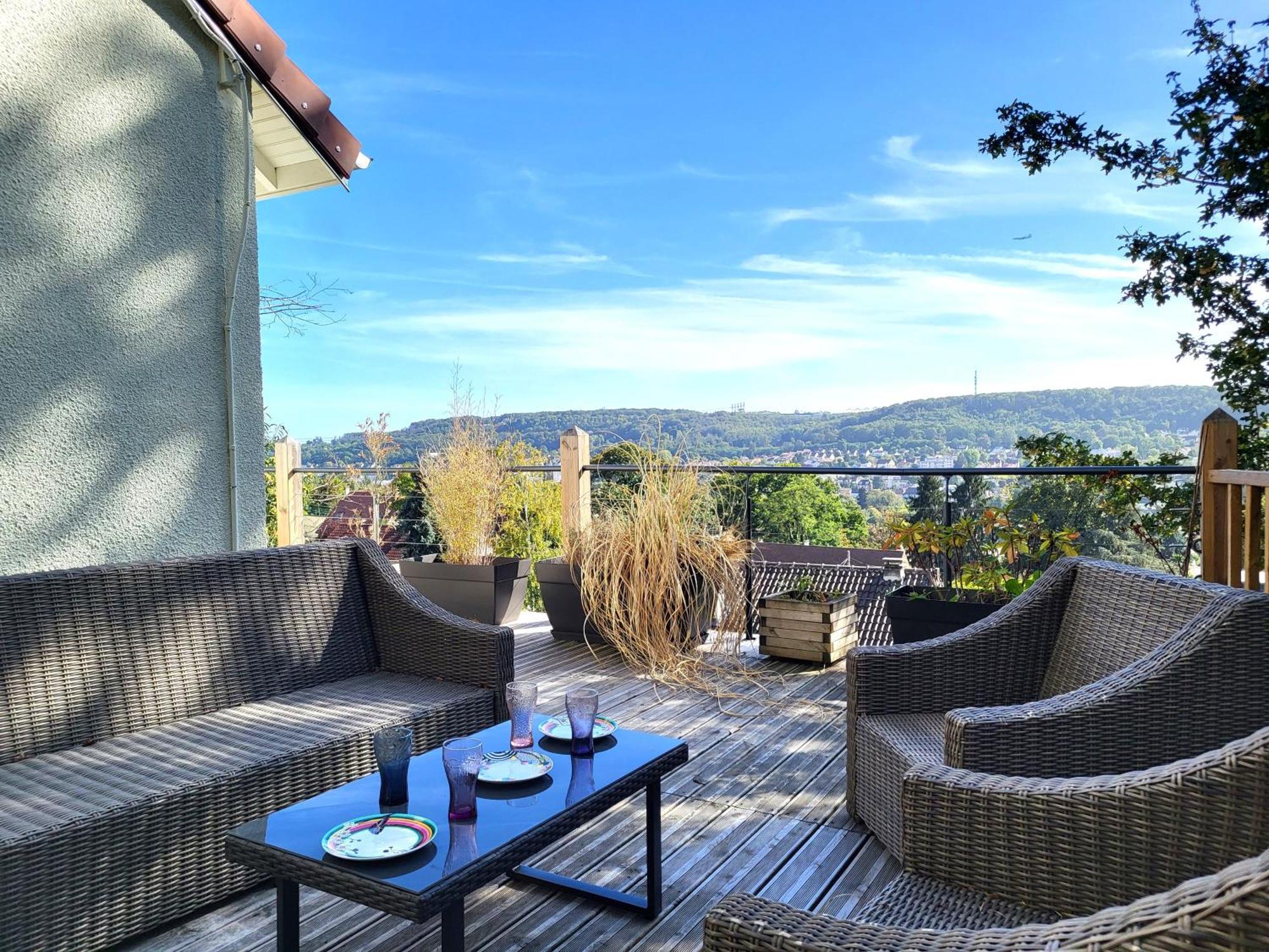 Le Bellevue - Beaux Appartements Avec Vue Splendide Палезо Екстериор снимка