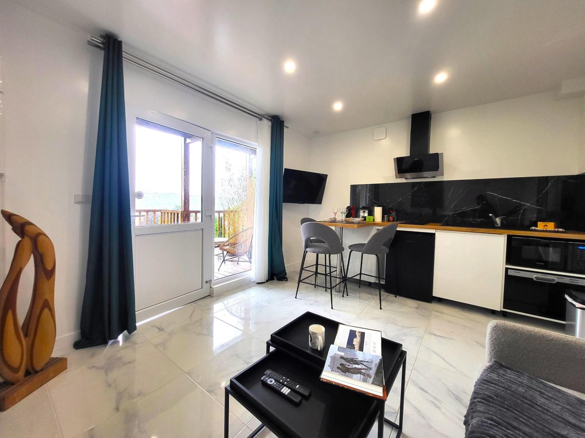 Le Bellevue - Beaux Appartements Avec Vue Splendide Палезо Екстериор снимка