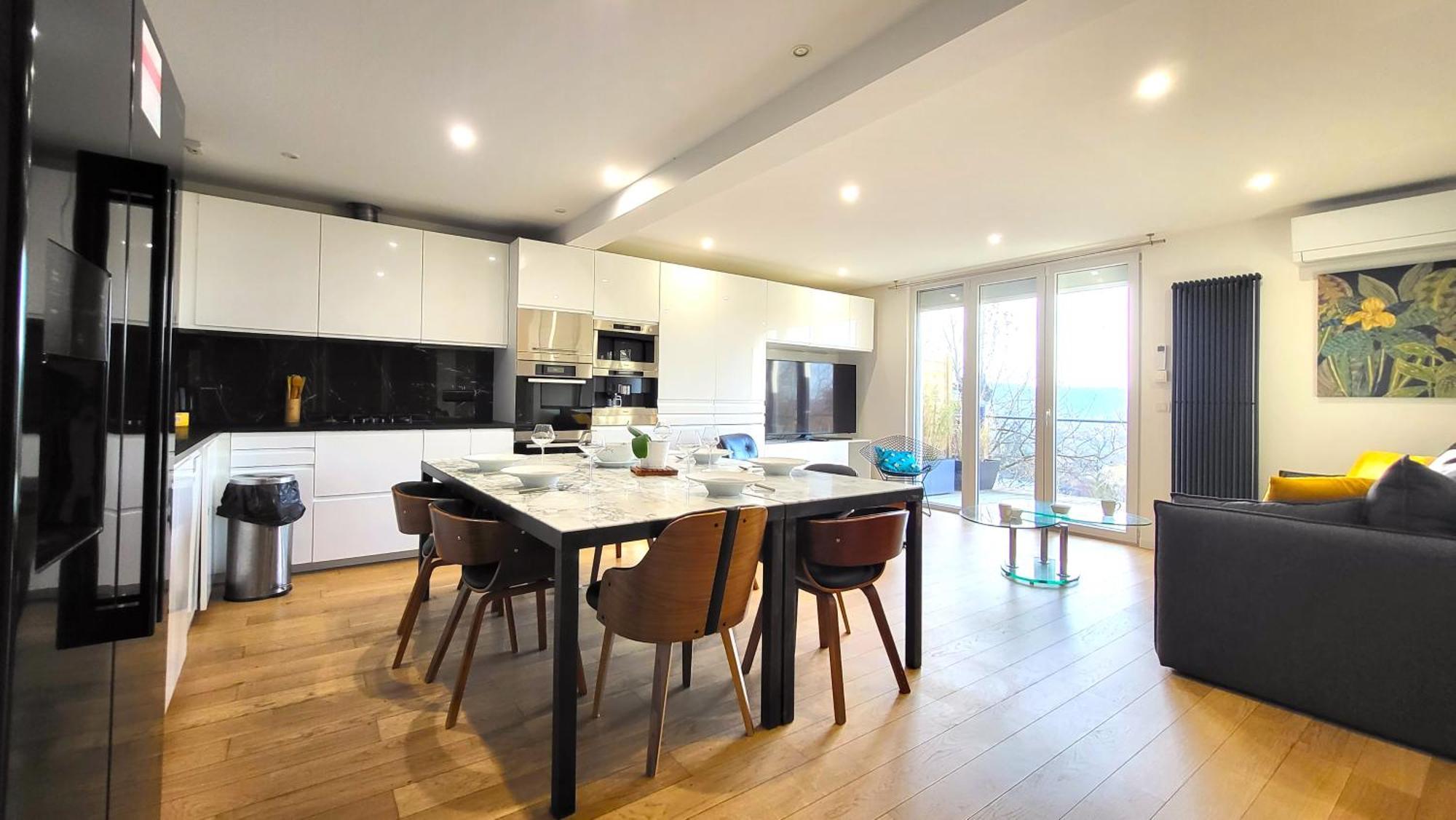 Le Bellevue - Beaux Appartements Avec Vue Splendide Палезо Екстериор снимка